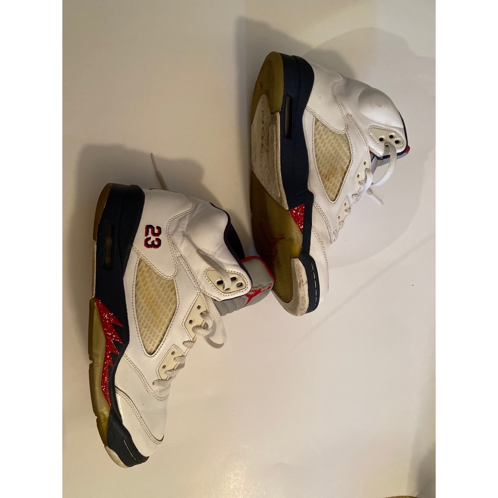 Air Jordan 5 size 9